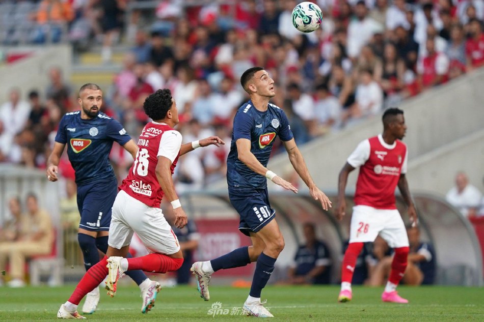 比赛本身更 比赛本身更